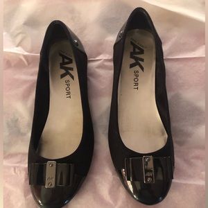 Ann Klein sport flats- 8 1/2.